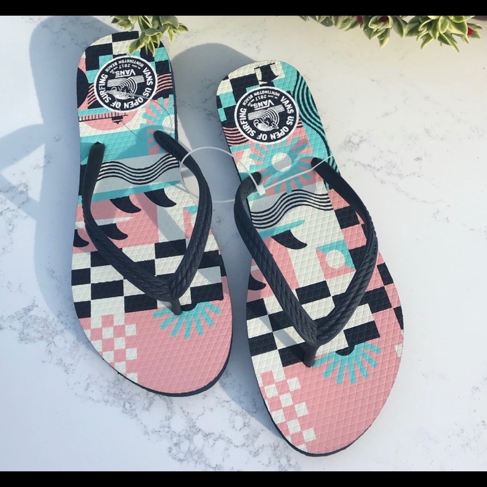 VANS NEW Flip flops